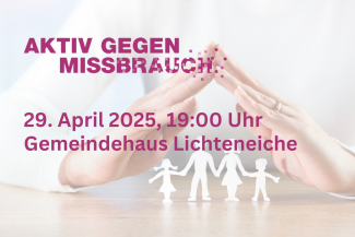 Dach aus Händen über einer Familie